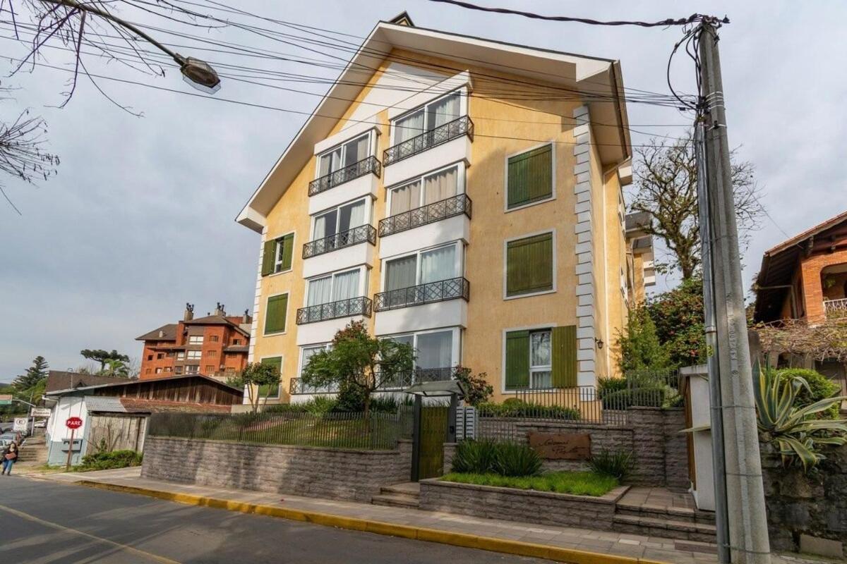 グラマドRosa Edificio Giovani Pizettaアパートメント エクステリア 写真